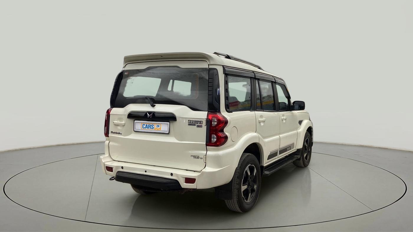 2022 Mahindra Scorpio S9, Diesel, Manual, 49,679 km, Right Back Diagonal