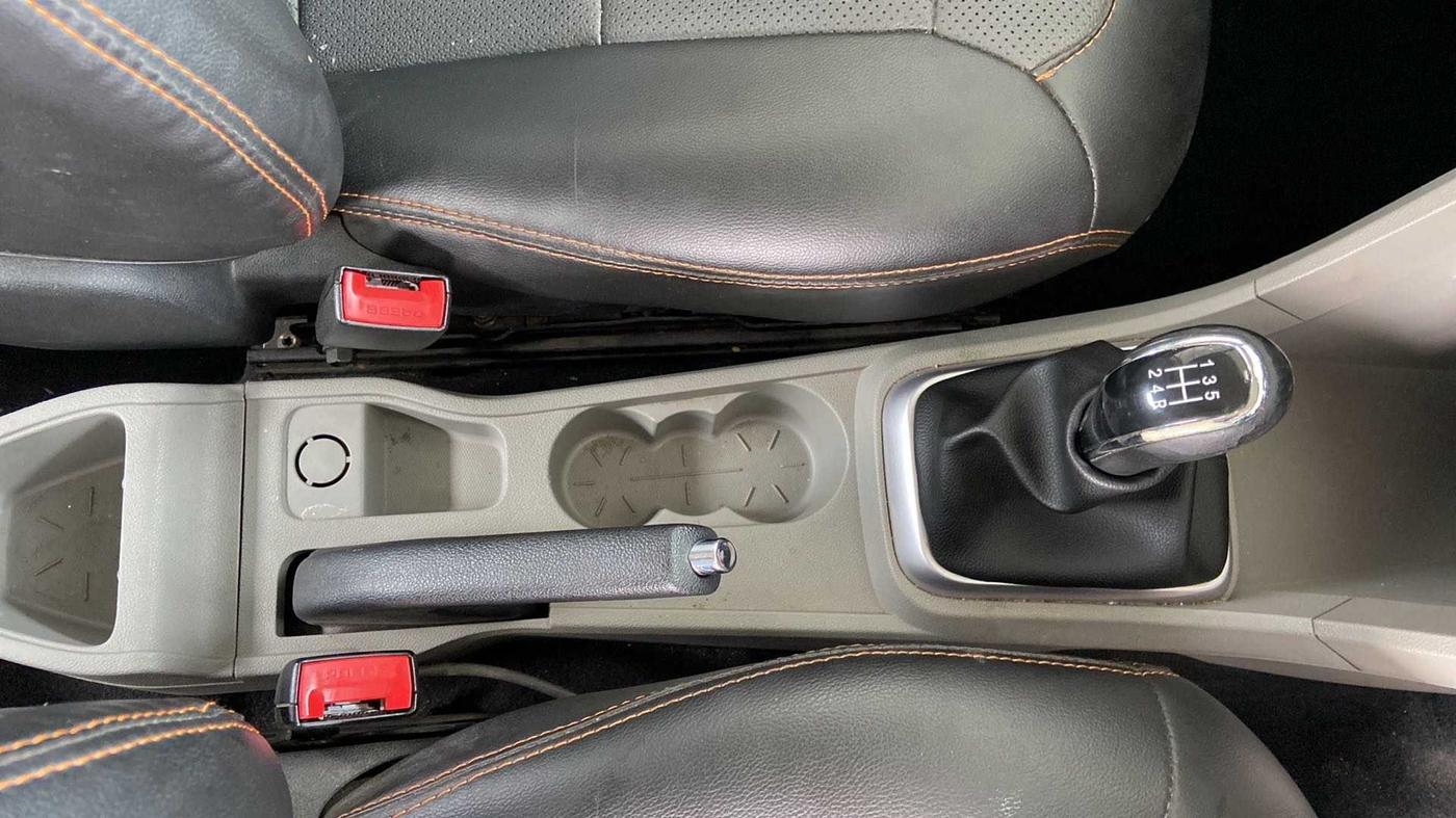 2016 Tata Tiago XZ PETROL, Petrol, Manual, 37,466 km, Gear Lever