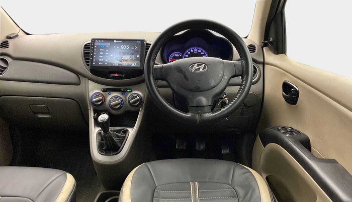 2016 Hyundai i10 MAGNA 1.1, Petrol, Manual, 48,302 km, Steering Wheel Close Up