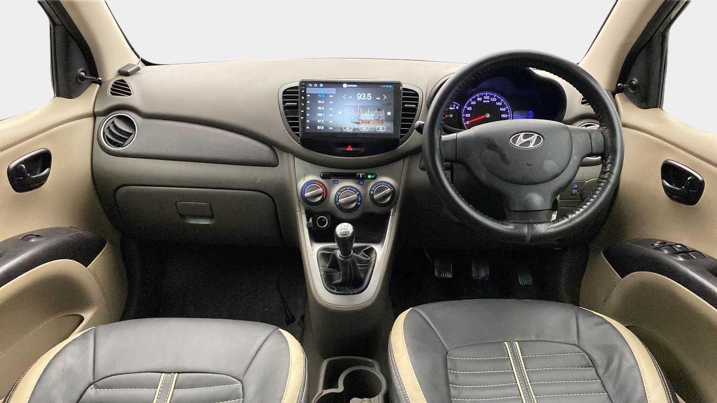 2016 Hyundai i10 MAGNA 1.1, Petrol, Manual, 48,302 km, Dashboard