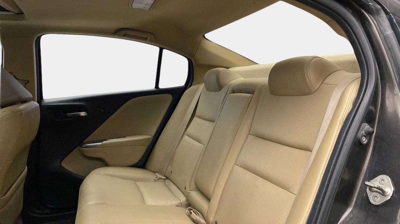 2016 Honda City 1.5L I-VTEC VX CVT, Petrol, Automatic, 70,142 km, Right Side Rear Door Cabin