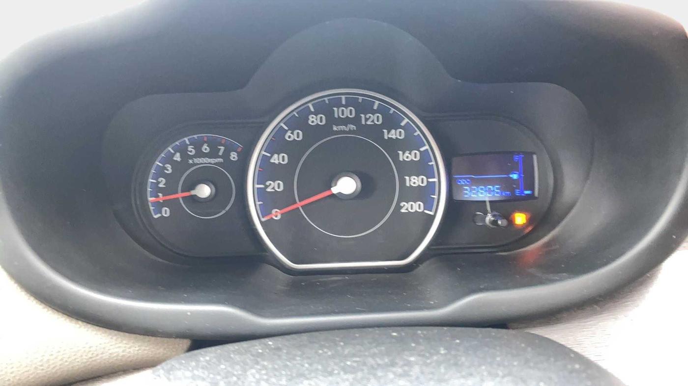 2013 Hyundai i10 SPORTZ 1.1, Petrol, Manual, 32,805 km, Odometer Image