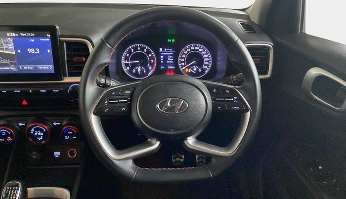 2020 Hyundai VENUE SX 1.0 (O) TURBO IMT DUAL TONE, Petrol, Manual, 29,707 km, Steering Wheel Close Up