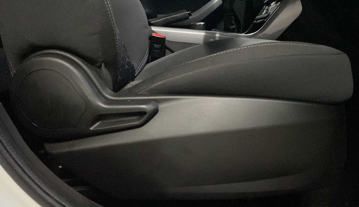 2022 Tata NEXON XM PETROL, Petrol, Manual, 5,838 km, Driver Side Adjustment Panel