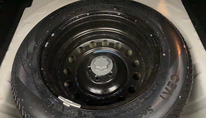 2022 MG ASTOR SHARP 1.5 MT, Petrol, Manual, 33,147 km, Spare Tyre