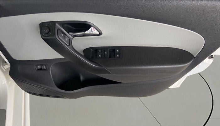 2020 Skoda Rapid AMBITION TSI, Petrol, Manual, 55,069 km, Driver Side Door Panels Control