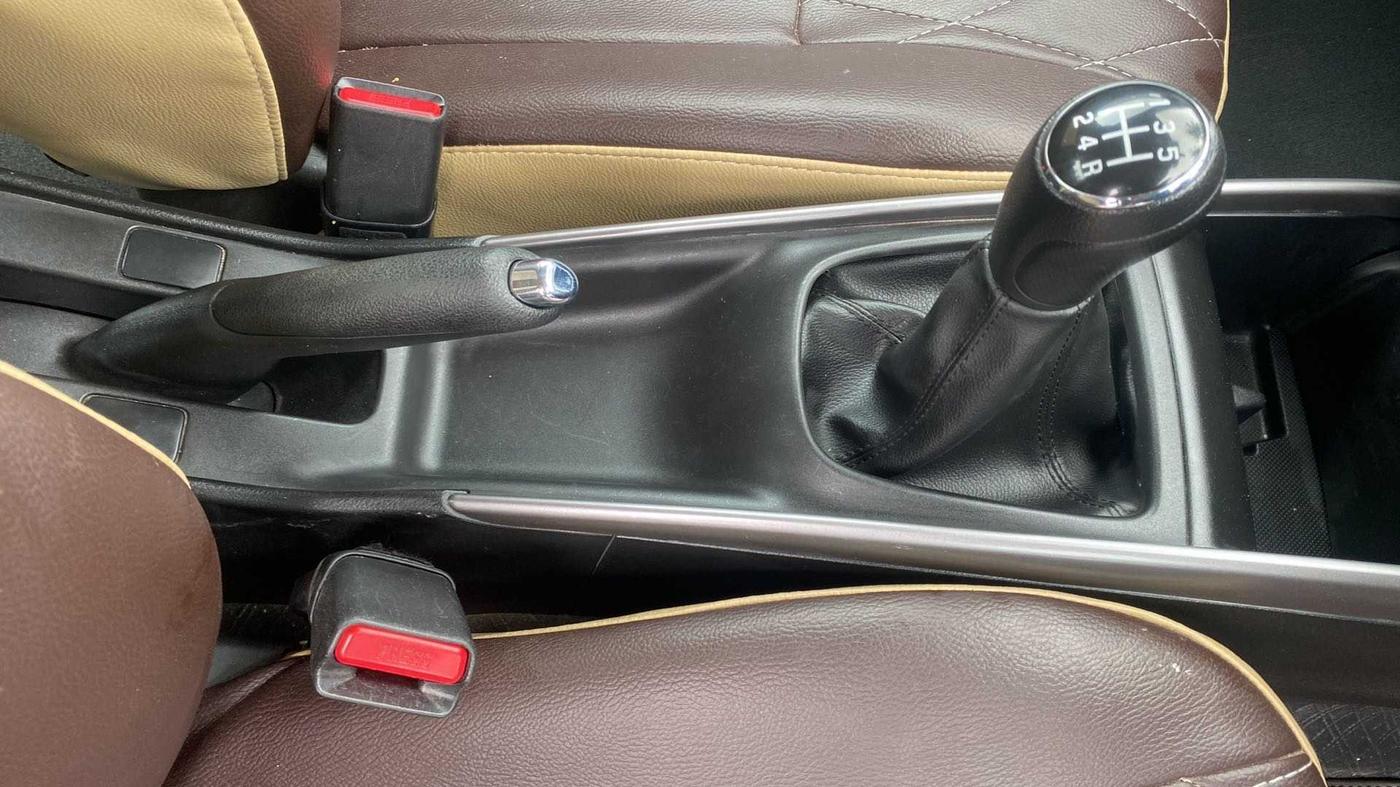 2021 Toyota Glanza G, Petrol, Manual, 21,442 km, Gear Lever