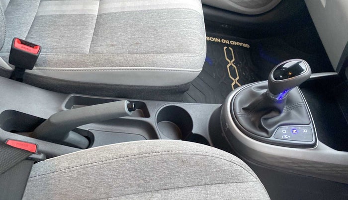 2022 Hyundai GRAND I10 NIOS SPORTZ AMT 1.2 KAPPA VTVT, Petrol, Automatic, 14,035 km, Gear Lever