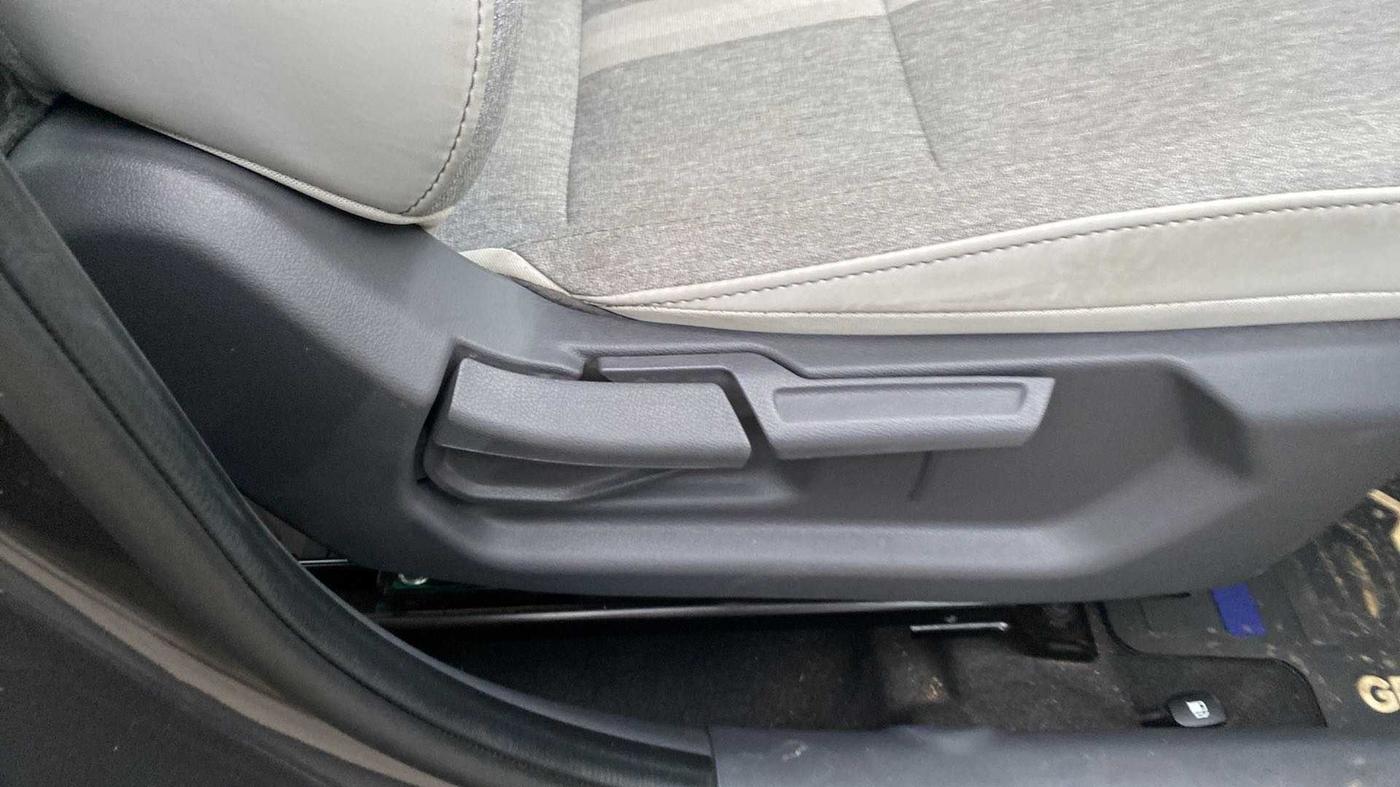 2022 Hyundai GRAND I10 NIOS SPORTZ AMT 1.2 KAPPA VTVT, Petrol, Automatic, 14,035 km, Driver Side Adjustment Panel