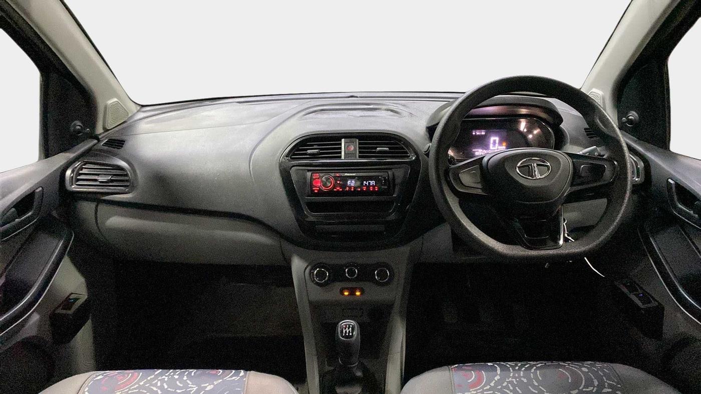 2021 Tata Tiago XE PETROL, Petrol, Manual, 10,232 km, Dashboard
