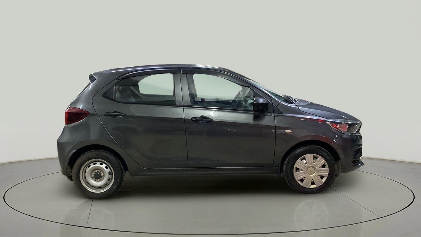2021 Tata Tiago XE PETROL, Petrol, Manual, 10,232 km, Right Side View