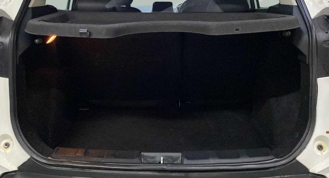 2020 Tata NEXON XZA PLUS SUNROOF DIESEL, Diesel, Automatic, 75,751 km, Boot Inside