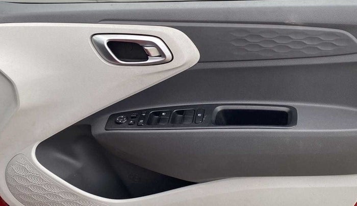 2020 Hyundai GRAND I10 NIOS SPORTZ AMT 1.2 KAPPA VTVT, Petrol, Automatic, 29,804 km, Driver Side Door Panels Control