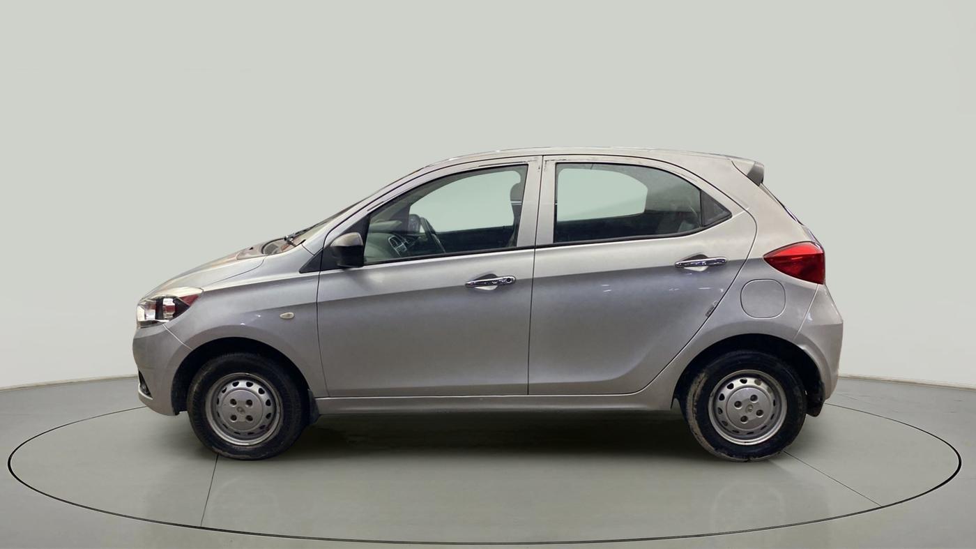 2017 Tata Tiago XM PETROL, Petrol, Manual, 16,851 km, Left Side