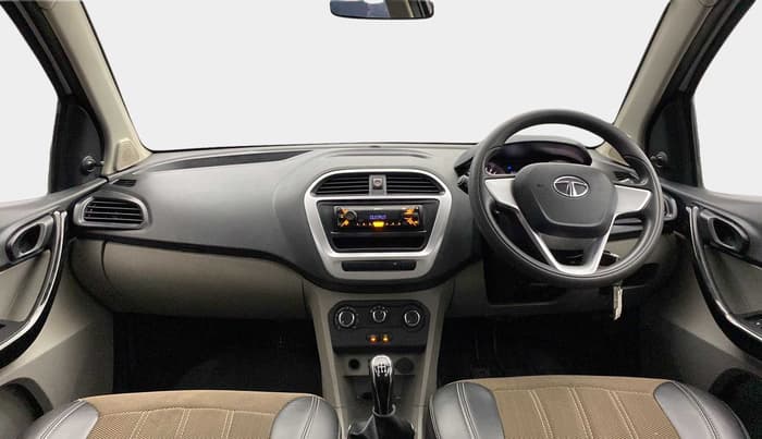 2017 Tata Tiago XM PETROL, Petrol, Manual, 16,851 km, Dashboard