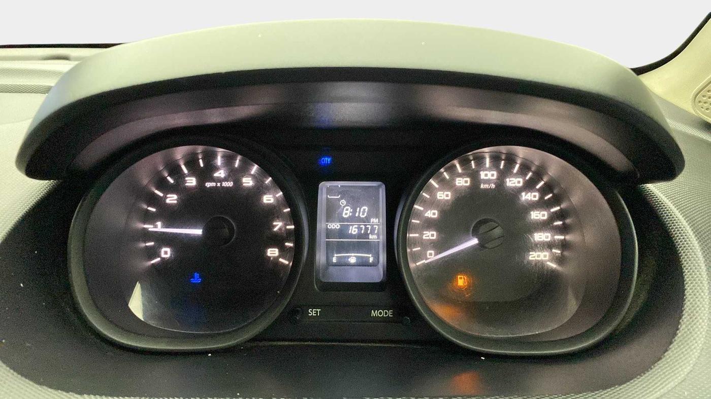 2017 Tata Tiago XM PETROL, Petrol, Manual, 16,851 km, Odometer Image