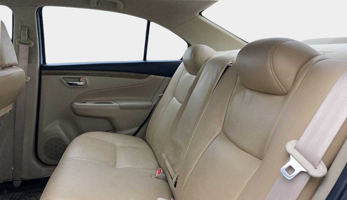 2022 Maruti Ciaz DELTA 1.5 SHVS MT PETROL, Petrol, Manual, 16,453 km, Right Side Rear Door Cabin