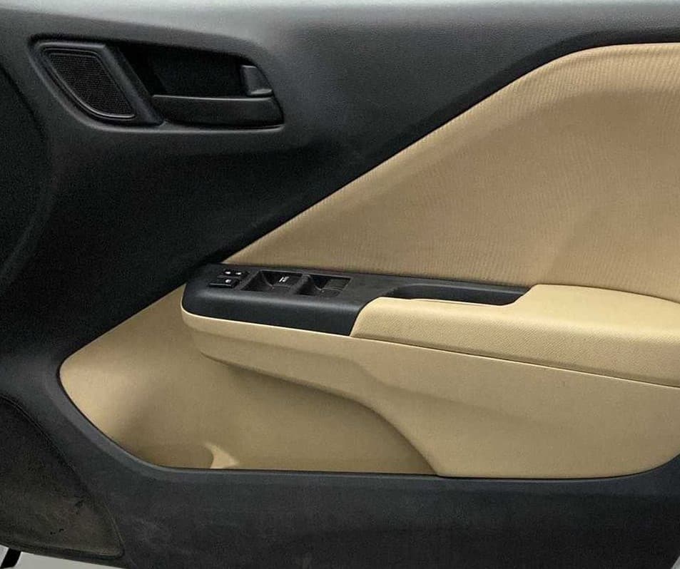 2015 Honda City 1.5L I-VTEC SV CVT, Petrol, Automatic, 39,657 km, Driver Side Door Panels Control