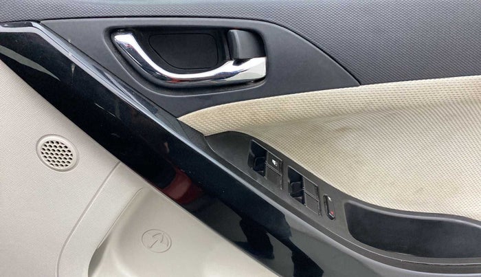 2020 Tata NEXON XZ PLUS PETROL, Petrol, Manual, 75,042 km, Driver Side Door Panels Control