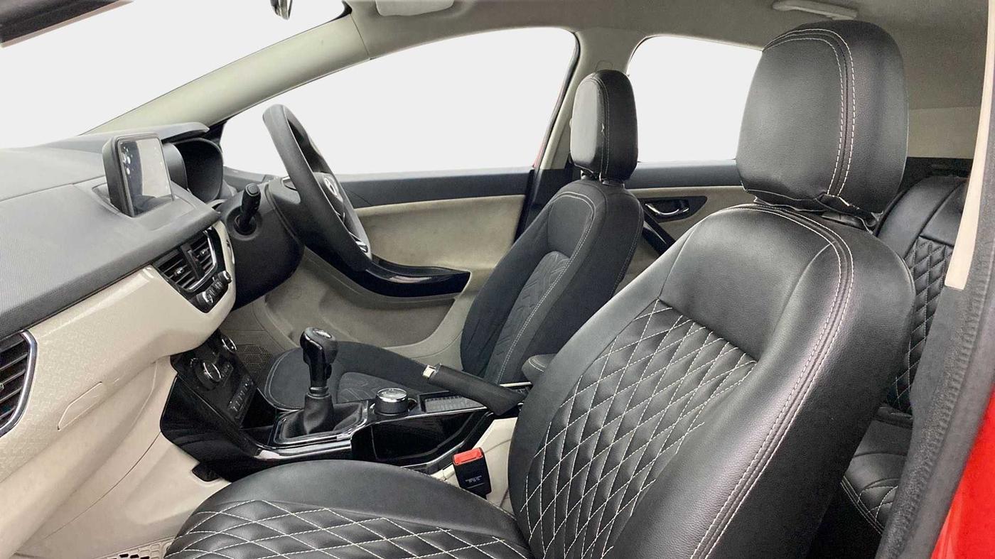 2020 Tata NEXON XZ PLUS PETROL, Petrol, Manual, 75,042 km, Right Side Front Door Cabin