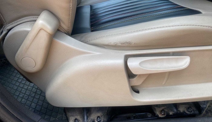 2014 Volkswagen Polo HIGHLINE1.2L, Petrol, Manual, 46,556 km, Driver Side Adjustment Panel