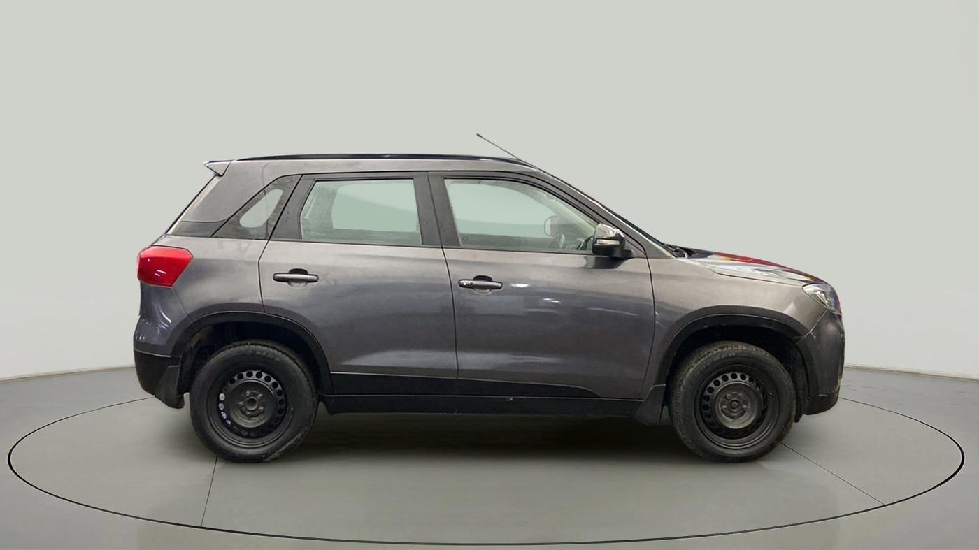 2021 Maruti Vitara Brezza VXI AT SHVS, Petrol, Automatic, 57,060 km, Right Side View
