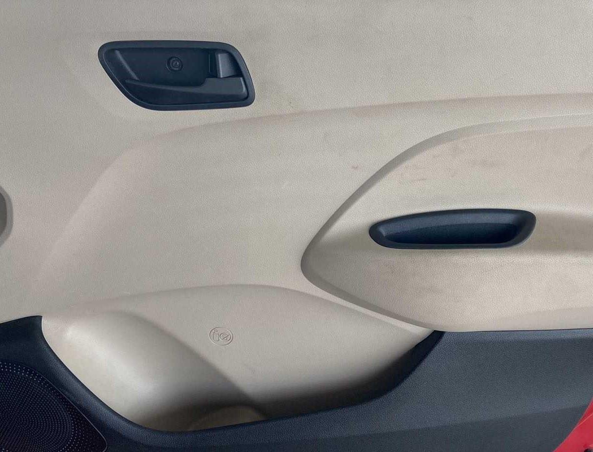 2021 Hyundai NEW SANTRO SPORTZ MT, Petrol, Manual, 18,715 km, Driver Side Door Panels Control