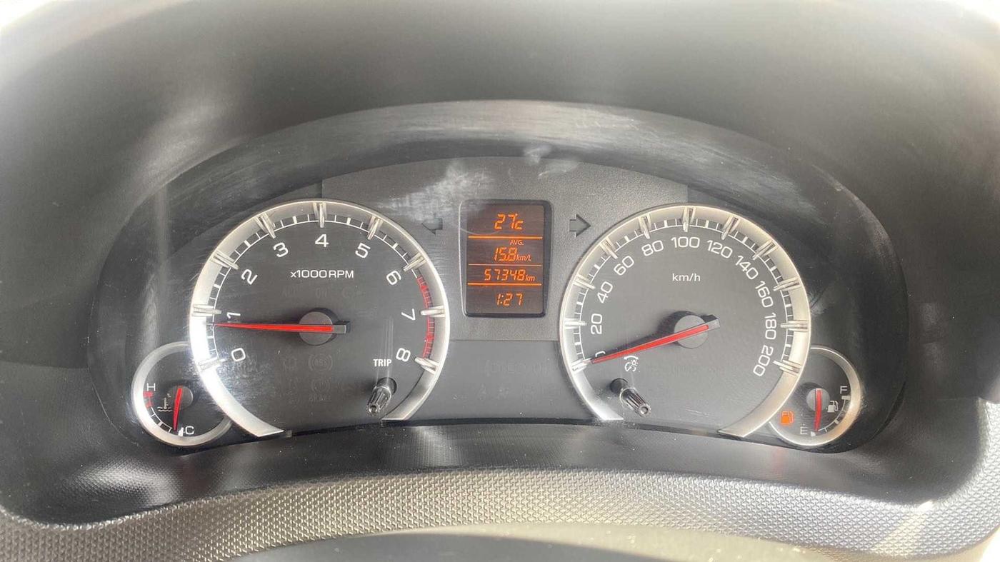 2016 Maruti Swift Dzire ZXI, Petrol, Manual, 57,272 km, Odometer Image