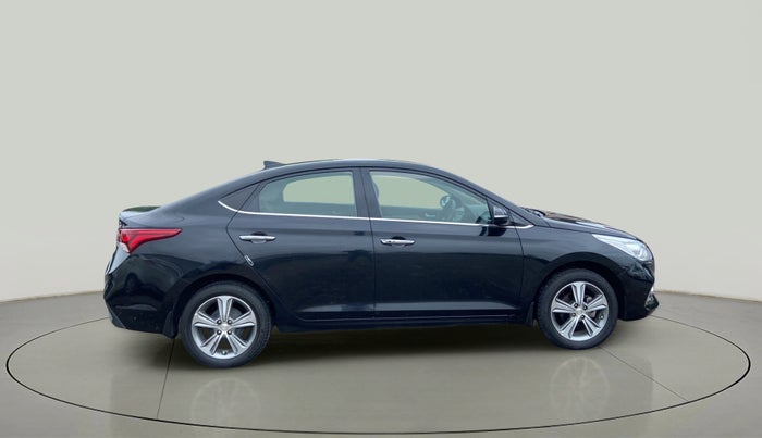 2019 Hyundai Verna 1.6 VTVT SX, Petrol, Manual, 27,239 km, Right Side View