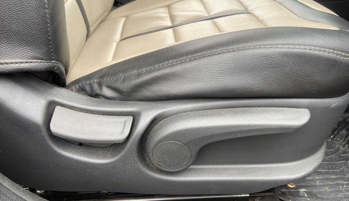 2019 Hyundai Verna 1.6 VTVT SX, Petrol, Manual, 27,239 km, Driver Side Adjustment Panel