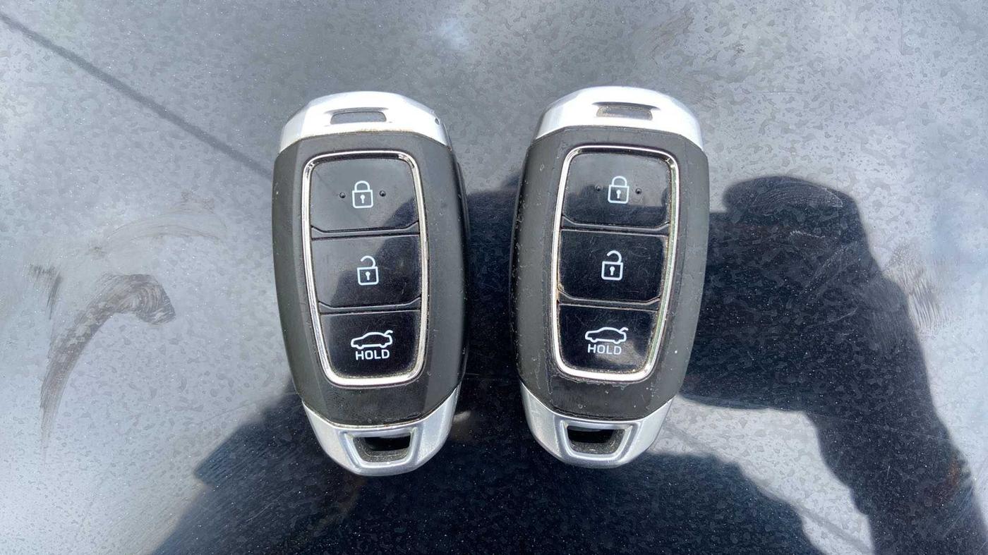 2019 Hyundai Verna 1.6 VTVT SX, Petrol, Manual, 27,239 km, Key Close Up