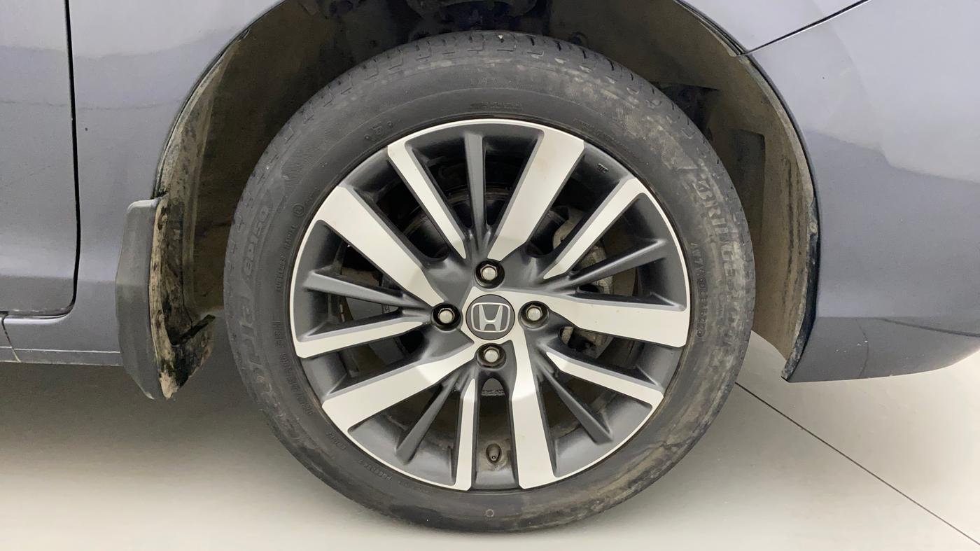 2022 Honda City 1.5L I-VTEC ZX, Petrol, Manual, 16,549 km, Right Front Wheel