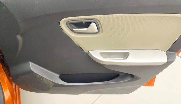 2018 Maruti Alto K10 VXI (O) AMT, Petrol, Automatic, 24,178 km, Driver Side Door Panels Control