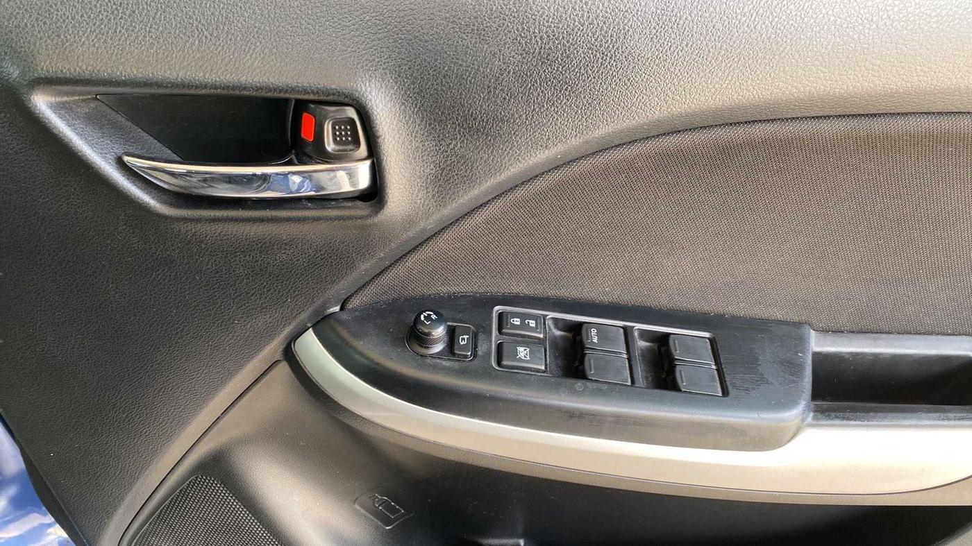 2018 Maruti Baleno ZETA PETROL 1.2, Petrol, Manual, 48,127 km, Driver Side Door Panels Control