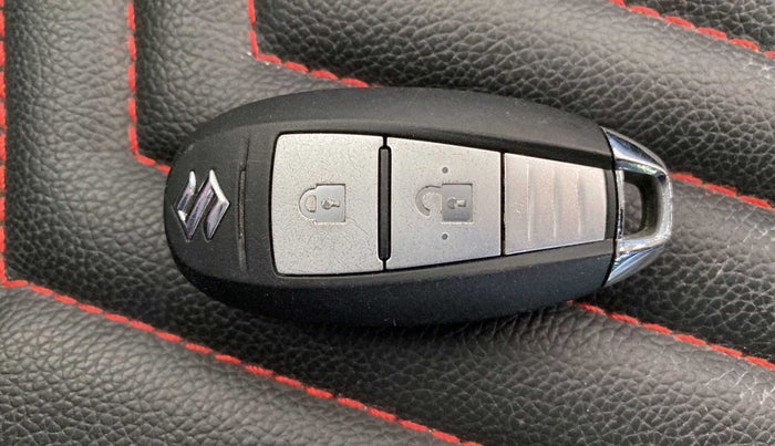 2018 Maruti Baleno ZETA PETROL 1.2, Petrol, Manual, 48,127 km, Key Close Up