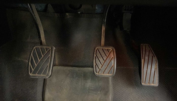 2023 Maruti Baleno ALPHA PETROL 1.2, Petrol, Manual, 28,570 km, Pedals
