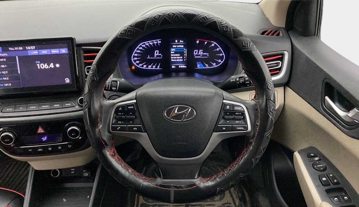 2020 Hyundai Verna SX 1.5 VTVT, Petrol, Manual, 41,991 km, Steering Wheel Close Up