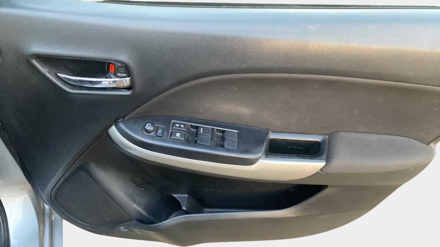 2018 Maruti Baleno DELTA PETROL 1.2, Petrol, Manual, 66,826 km, Driver Side Door Panels Control
