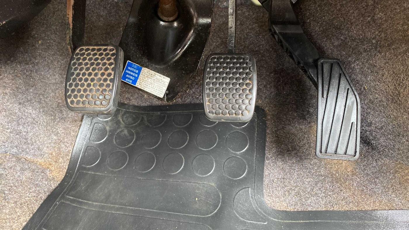 2020 Maruti Alto LXI, Petrol, Manual, 20,039 km, Pedals