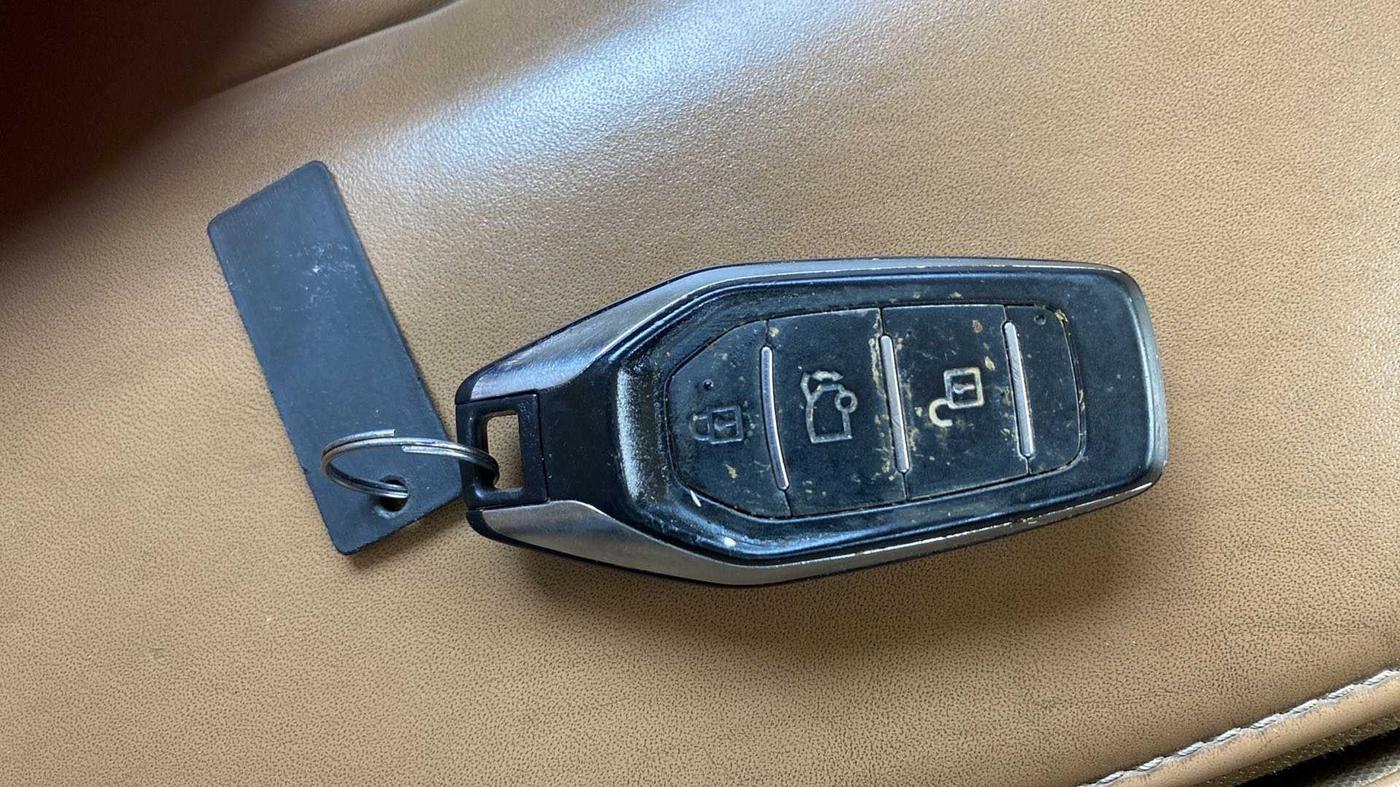 2019 Mahindra XUV500 W11, Diesel, Manual, 88,544 km, Key Close Up