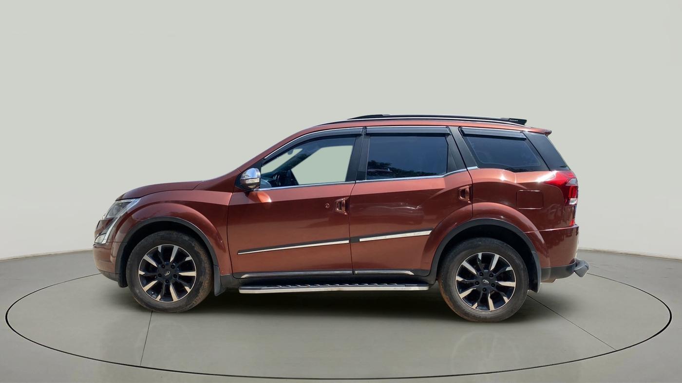 2019 Mahindra XUV500 W11, Diesel, Manual, 88,544 km, Left Side