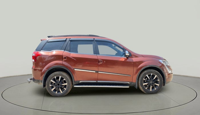 2019 Mahindra XUV500 W11, Diesel, Manual, 88,544 km, Right Side