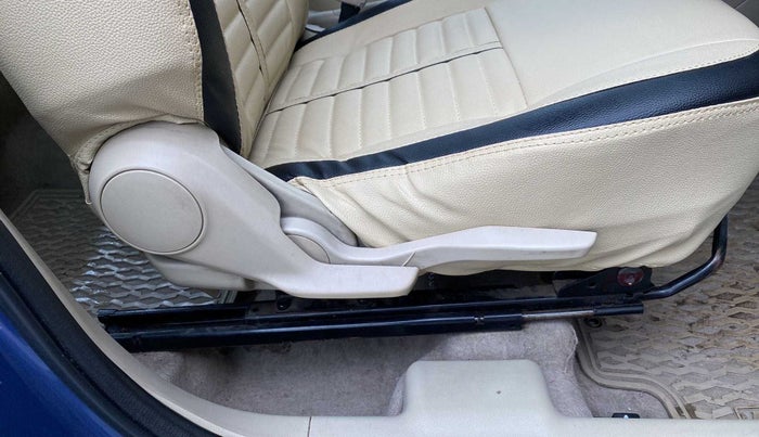 2017 Maruti Dzire VXI, Petrol, Manual, 54,307 km, Driver Side Adjustment Panel