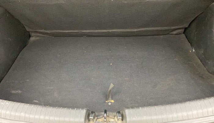 2014 Hyundai Grand i10 ASTA 1.2 KAPPA VTVT, Petrol, Manual, 81,987 km, Boot Inside