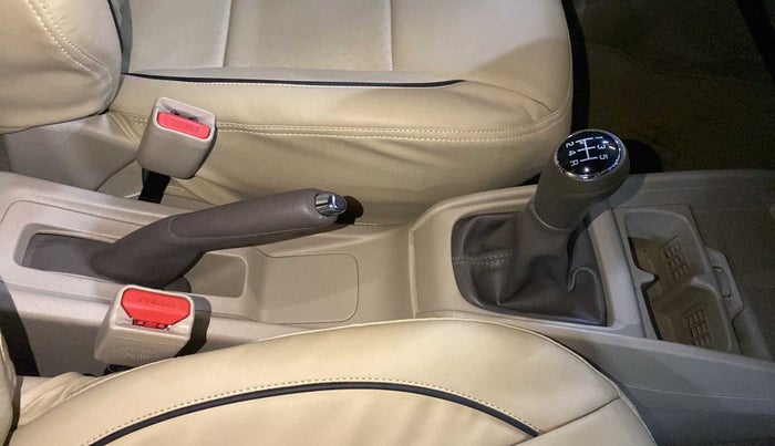 2019 Maruti Ertiga VXI SHVS, Petrol, Manual, 38,610 km, Gear Lever