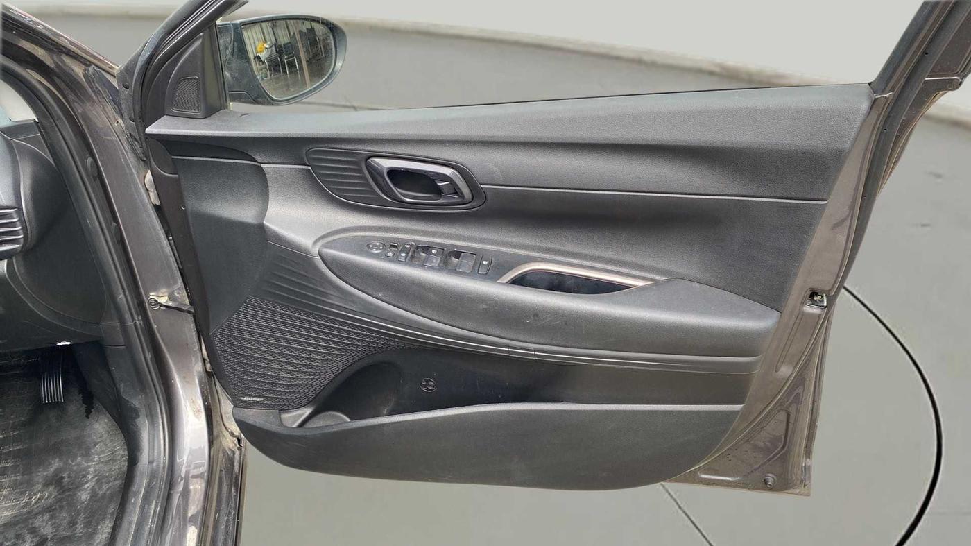 2021 Hyundai NEW I20 ASTA (O) 1.2 MT, Petrol, Manual, 52,017 km, Driver Side Door Panels Control