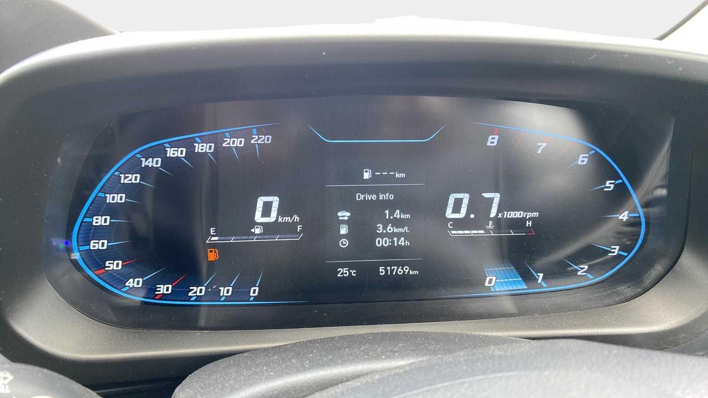 2021 Hyundai NEW I20 ASTA (O) 1.2 MT, Petrol, Manual, 52,017 km, Odometer Image