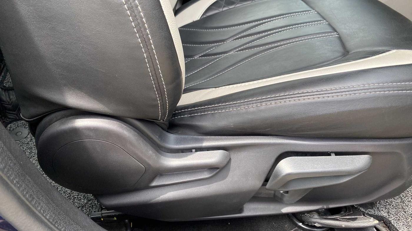 2022 Tata NEXON XZ PLUS (HS) PETROL, Petrol, Manual, 5,226 km, Driver Side Adjustment Panel