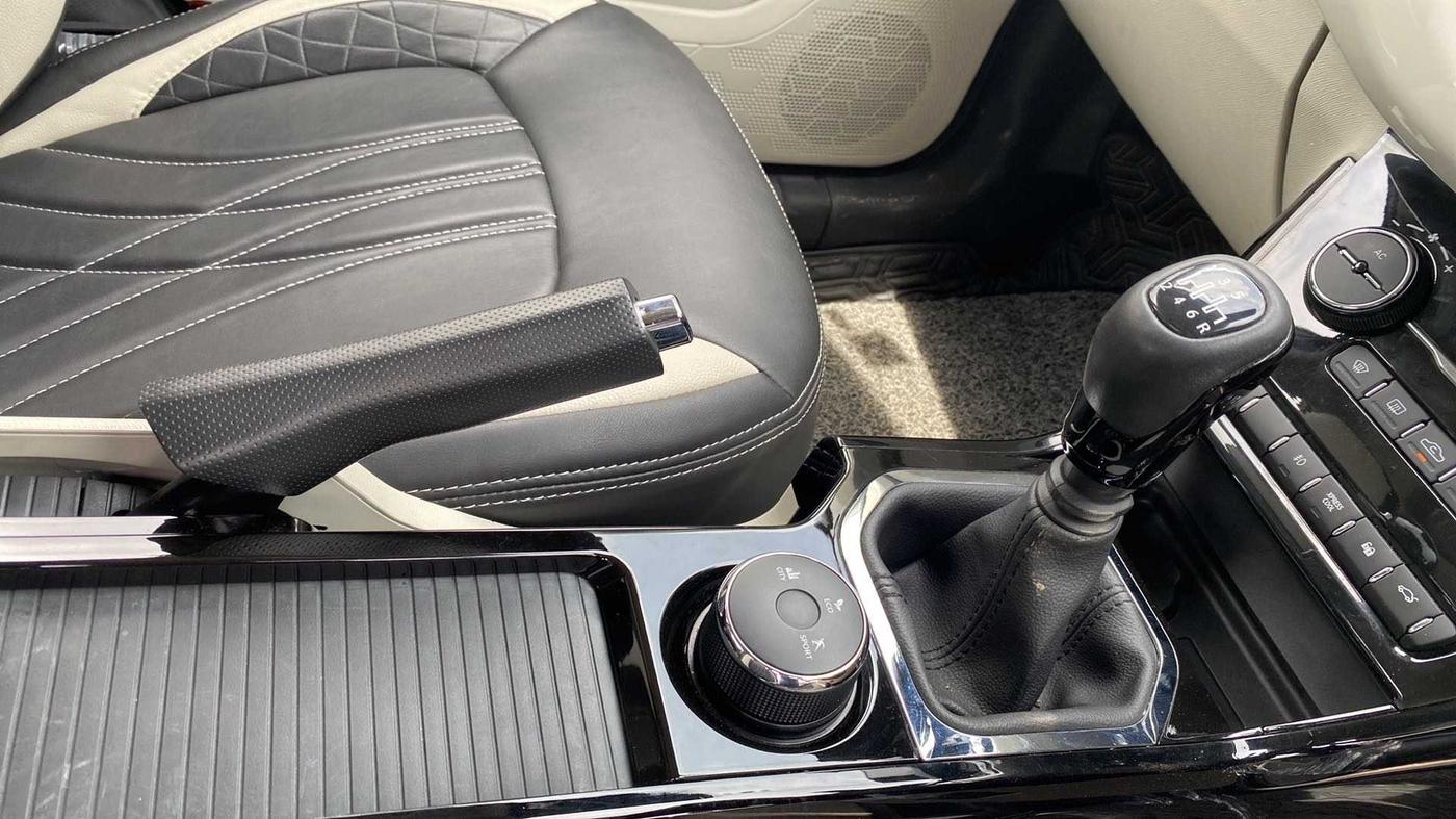 2022 Tata NEXON XZ PLUS (HS) PETROL, Petrol, Manual, 5,226 km, Gear Lever