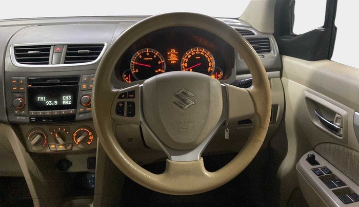 2015 Maruti Ertiga ZDI, Diesel, Manual, 74,875 km, Steering Wheel Close Up